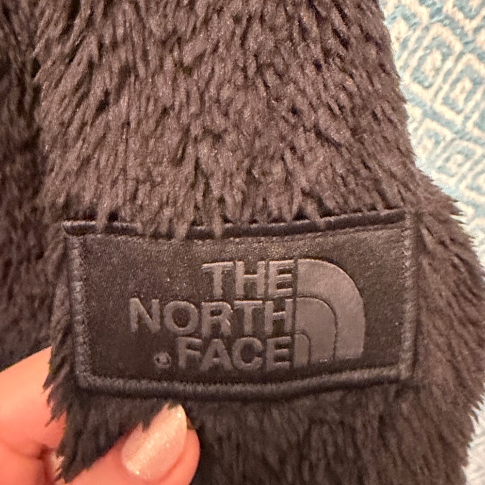 The North Face Women's Black Teddy Jacket - Picture 4 of 5